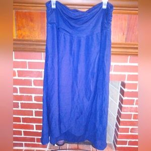 New. East 1946 skirt